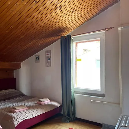 Arch- Budget Doublebed In Center * Pola